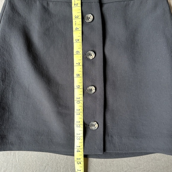 Black Wilfred Aritzia Tai skirt (size 2) - button mini skirt lined - Picture 3 of 5